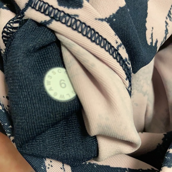 Lululemon Leggings - Picture 3 of 5